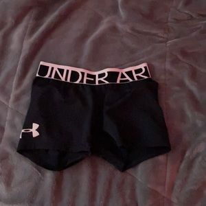Black Under Armour shorts